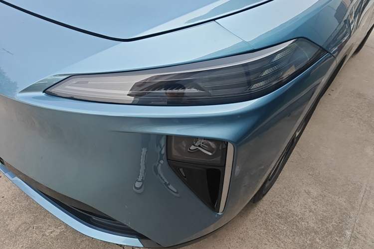 Used Venucia V DD-i 2025 Orca 150km Joyful Journey Edition Left Front Headlight