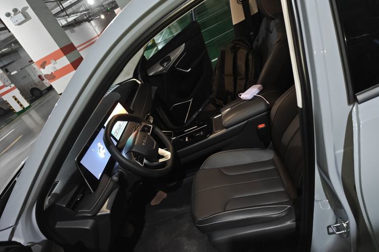 Used Venucia V DD-i 2025 Orca 150km Joyful Journey Edition Left Front Seat