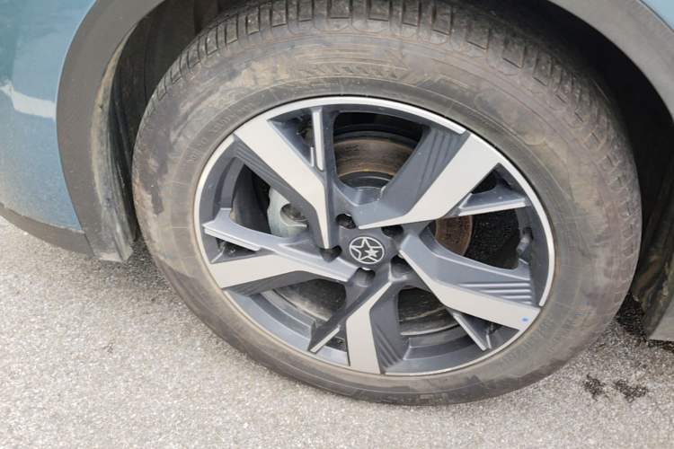 Used Venucia V DD-i 2025 Orca 150km Joyful Journey Edition Left Front Wheel Hub