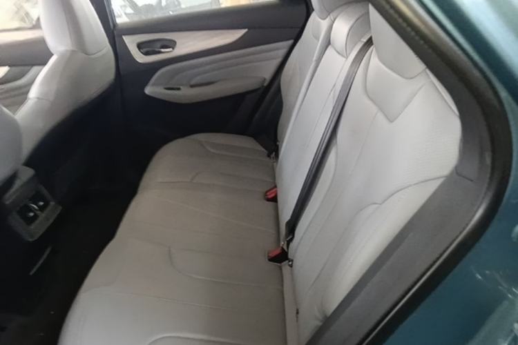 Used Venucia V DD-i 2025 Orca 150km Joyful Journey Edition Left Rear Seat