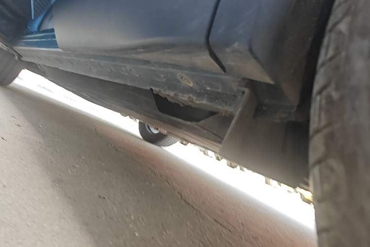 Used Venucia V DD-i 2025 Orca 150km Joyful Journey Edition Left Side Sill