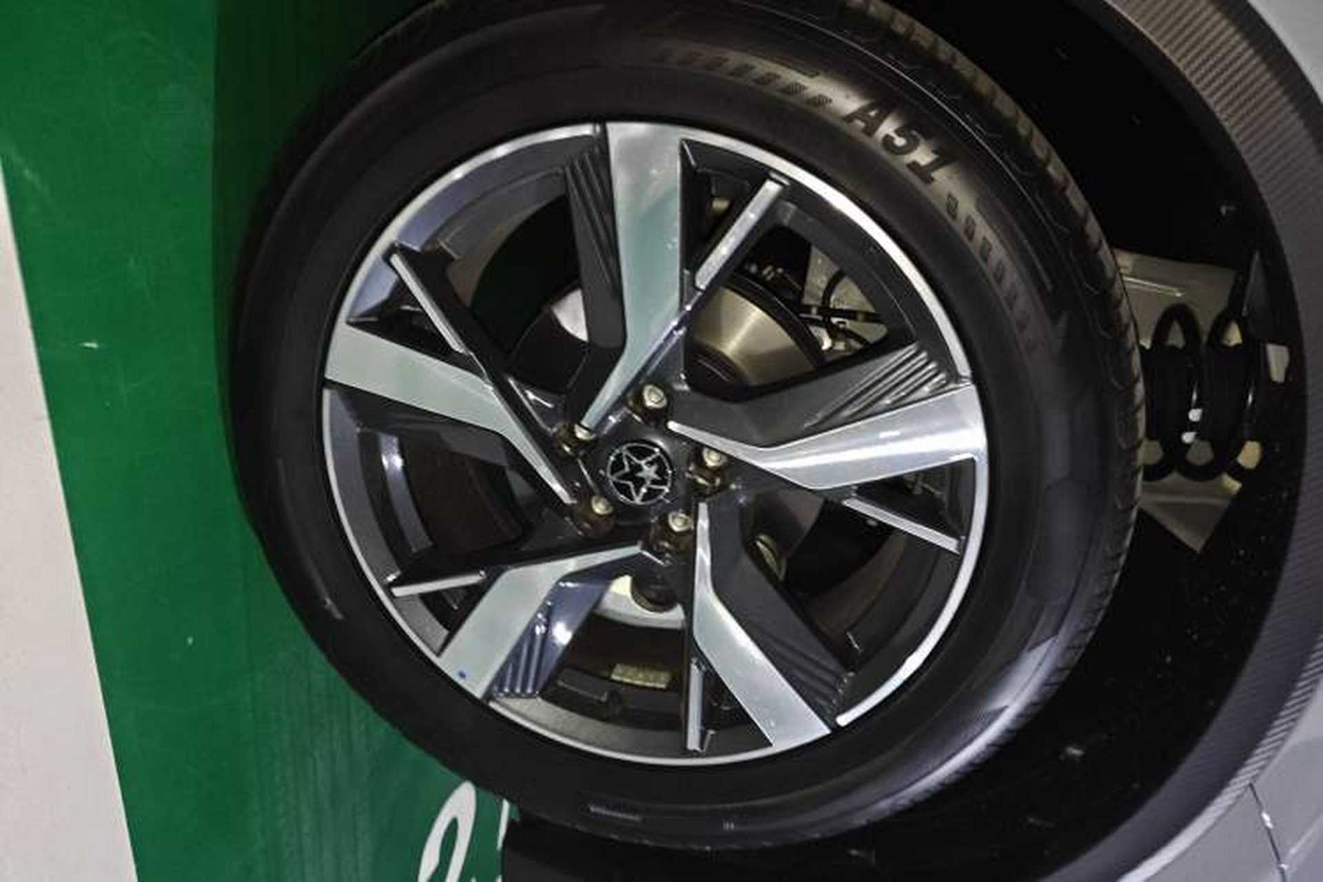 Used Venucia V DD-i 2025 Orca 150km Joyful Journey Edition Right Front Wheel Hub