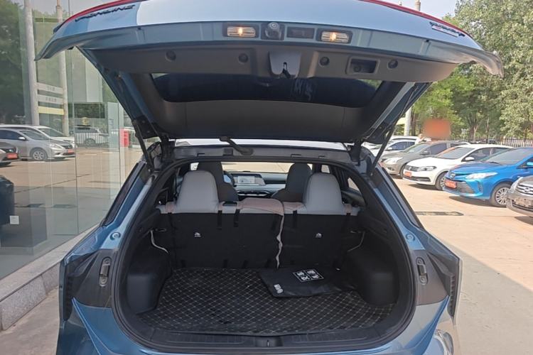 Used Venucia V DD-i 2025 Orca 150km Joyful Journey Edition Trunk