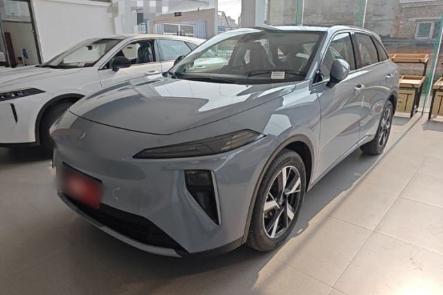 Used Venucia V DD-i 2025 Orca 150km Joyful Journey Edition