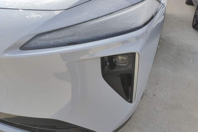 Used Venucia V DD-i 2025 Orca 150km Joyful Journey Edition Left Front Headlight