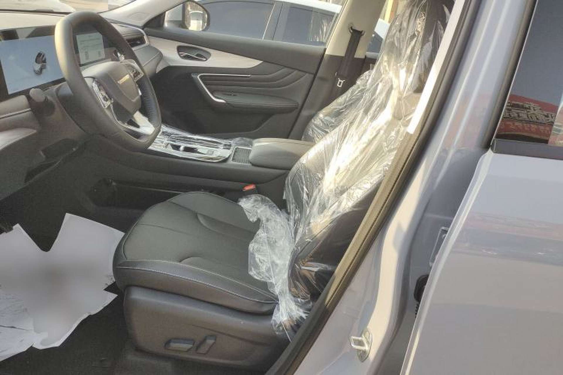 Used Venucia V DD-i 2025 Orca 150km Joyful Journey Edition Left Front Seat