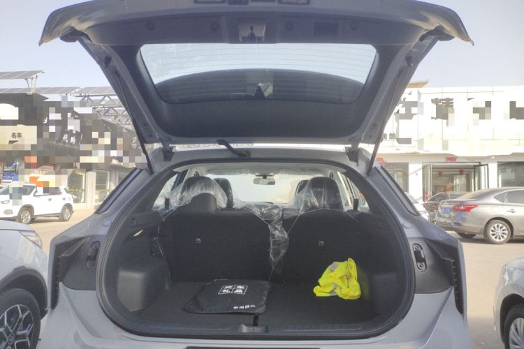 Used Venucia V DD-i 2025 Orca 150km Joyful Journey Edition Trunk