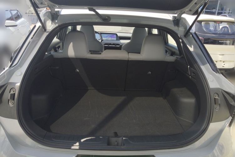 Used Venucia V DD-i 2025 Orca 150km Joyful Journey Edition Trunk