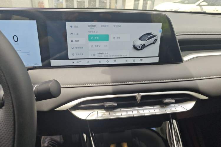 Used Venucia V DD-i 2025 Orca 150km Joyful Journey Edition Audio And AC Panel