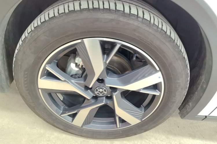 Used Venucia V DD-i 2025 Orca 150km Joyful Journey Edition Exterior 2