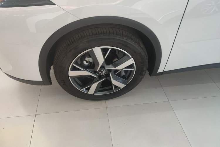 Used Venucia V DD-i 2025 Orca 150km Comfort Edition Exterior 7