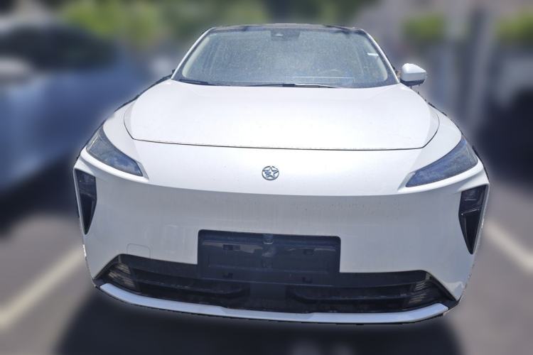 Used Venucia V DD-i 2025 Orca 150km Joyful Journey Edition Front