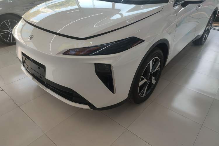 Used Venucia V DD-i 2025 Orca 150km Comfort Edition Left Front Headlight