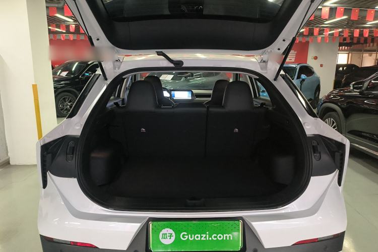 Used Venucia V DD-i 2025 Orca 150km Joyful Journey Edition Trunk