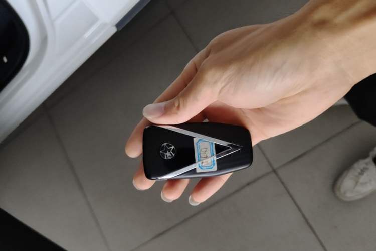 Used Venucia V DD-i 2025 Orca 150km Joyful Journey Edition Vehicle Key