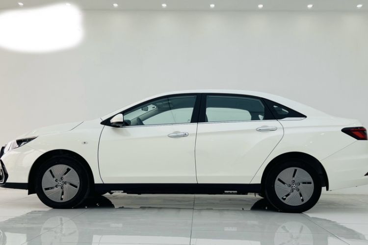 Used Venucia D60EV 2023 PLUS Comfort Edition SI Model Exterior 1