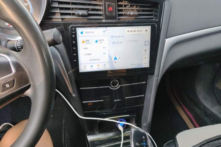 Used Venucia D60EV 2019 High-Range Travel Edition Audio And AC Panel