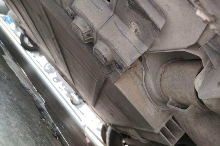 Used Venucia D60EV 2019 High-Range Comfort Edition Chassis Rear Left
