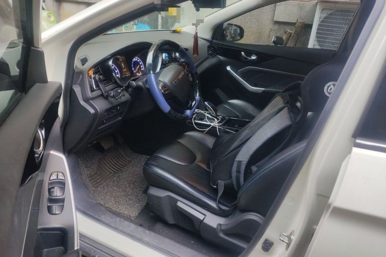 Used Venucia D60EV 2019 High-Range Travel Edition Driver Seat