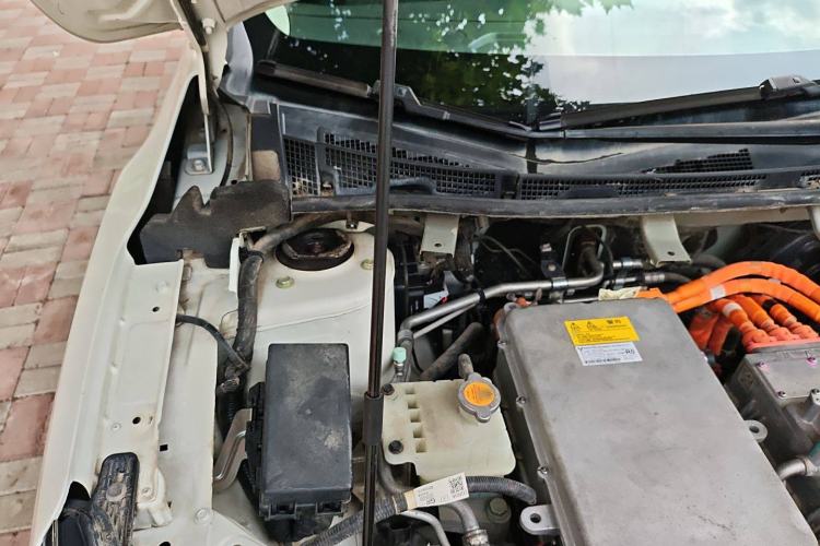 Used Venucia D60EV 2019 High-Range Deluxe Edition Engine Bay Right