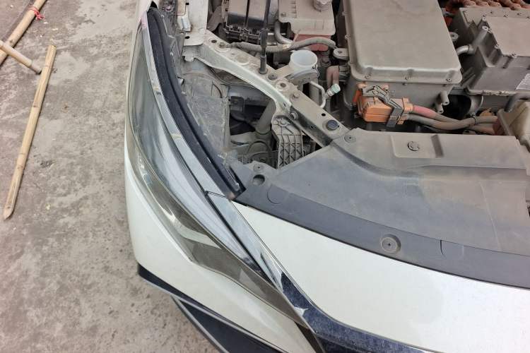 Used Venucia D60EV 2019 High-Range Comfort Edition Engine Bay Right
