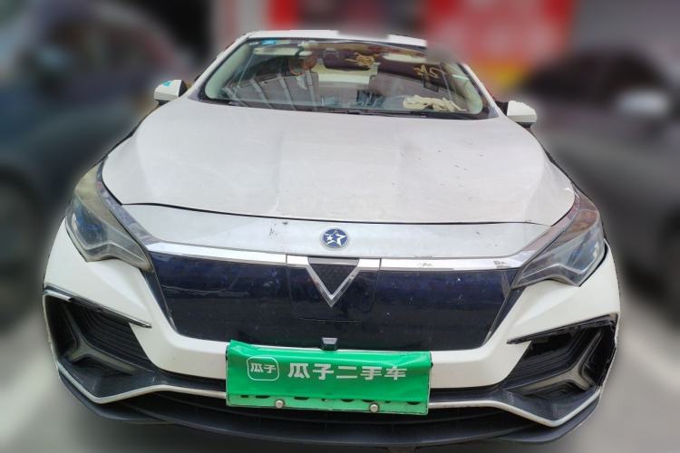 Used Venucia D60EV 2019 High-Range Comfort Edition Front