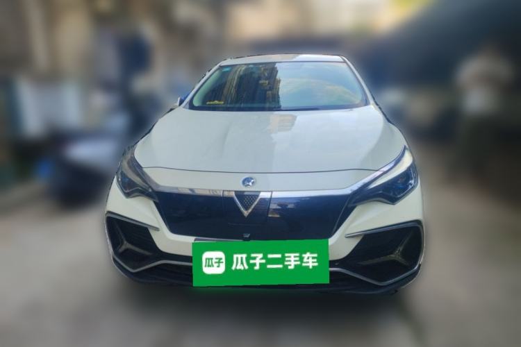Used Venucia D60EV 2019 High-Range Travel Edition Front