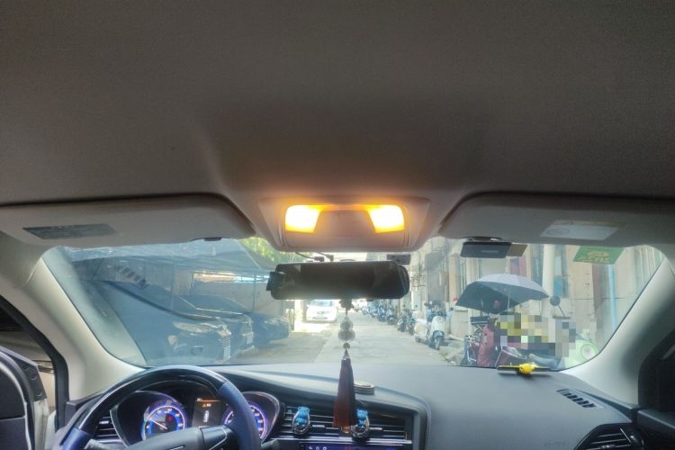 Used Venucia D60EV 2019 High-Range Travel Edition Headliner