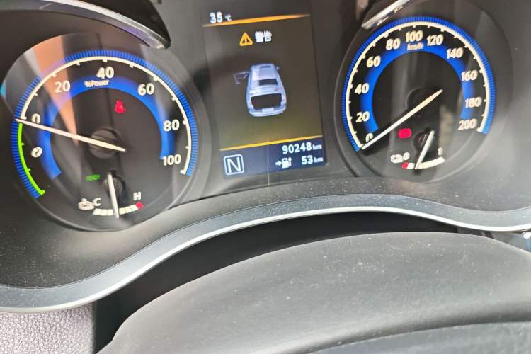 Used Venucia D60EV 2019 High-Range Deluxe Edition Odometer Close Up