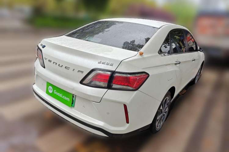 Used Venucia D60EV 2019 High-Range Deluxe Edition Rear Right 45 Deg