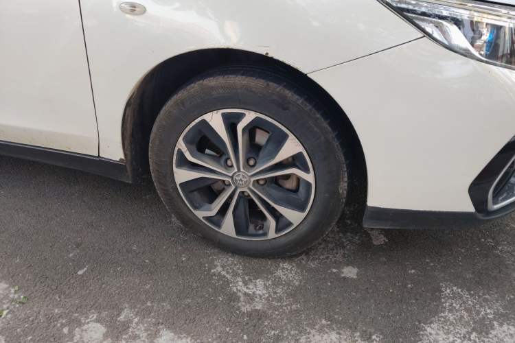 Used Venucia D60EV 2019 High-Range Travel Edition Right Front Wheel Hub