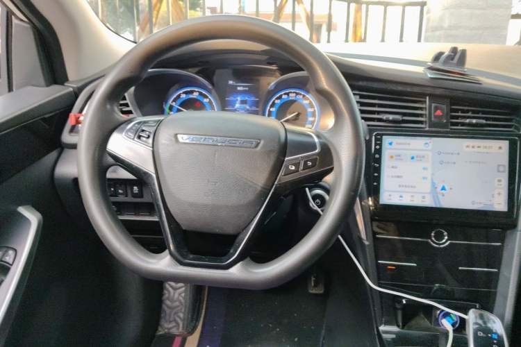Used Venucia D60EV 2019 High-Range Travel Edition Steering Wheel