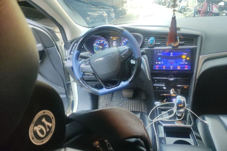 Used Venucia D60EV 2019 High-Range Travel Edition Steering Wheel