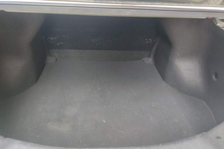 Used Venucia D60EV 2019 High-Range Travel Edition Trunk