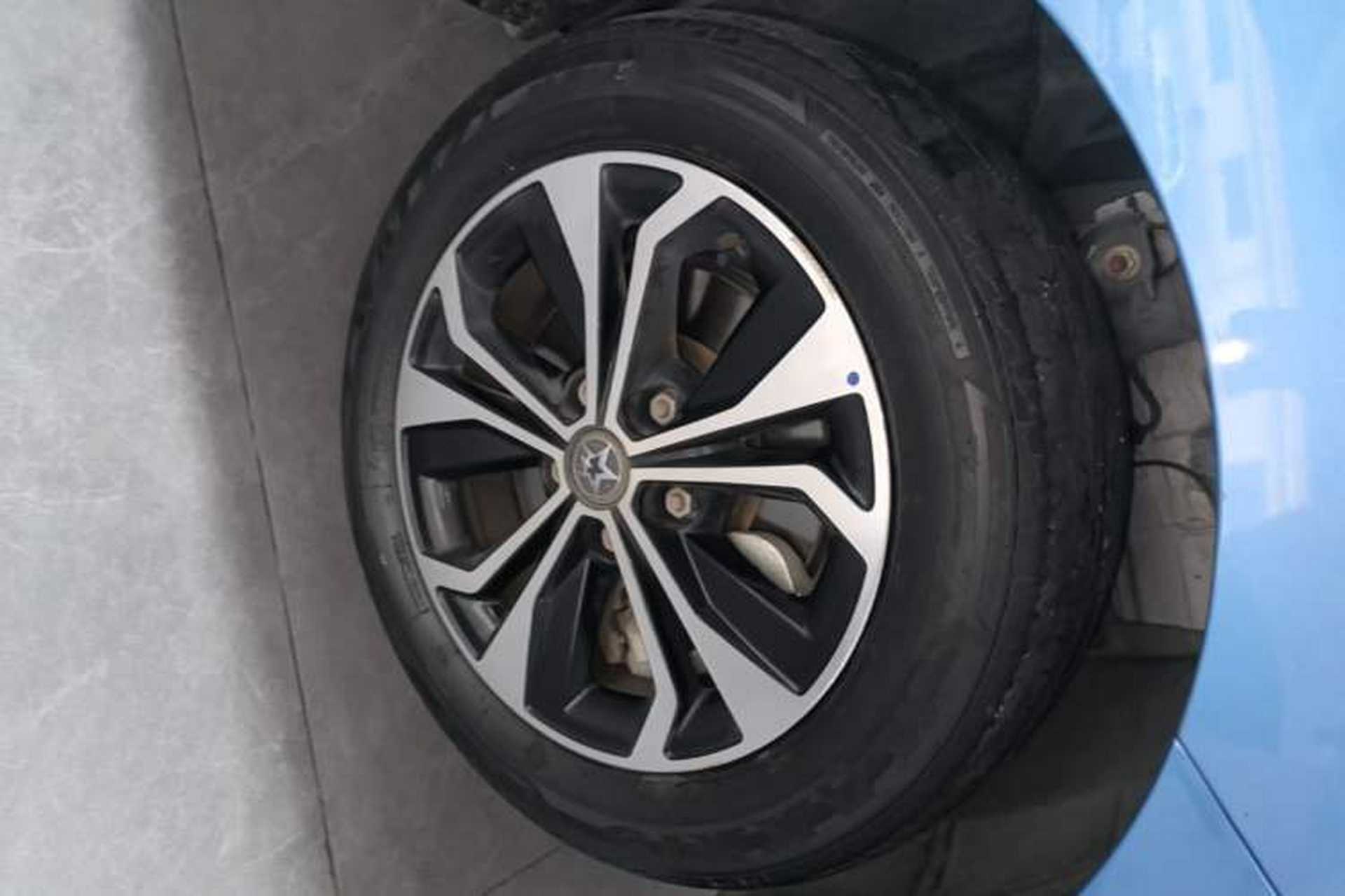 Used Venucia D60EV 2020 Standard Range Smart Drive Edition Exterior 4