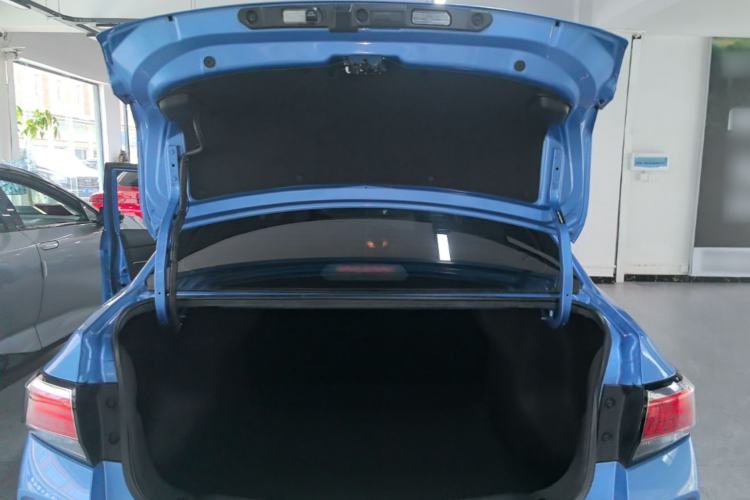 Used Venucia D60EV 2020 Standard Range Smart Drive Edition Trunk