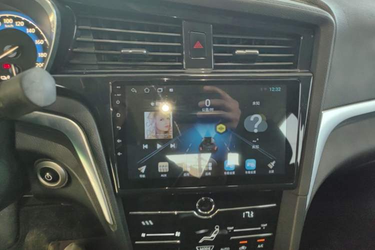 Used Venucia D60EV 2020 Standard Range Smart Drive Edition Audio And AC Panel