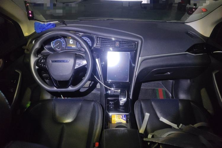Used Venucia D60EV 2020 Standard Range Comfort Edition Center Console