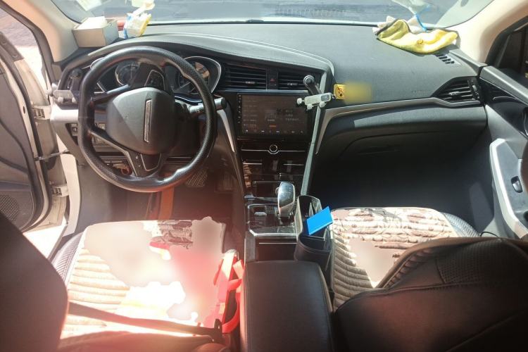 Used Venucia D60EV 2020 Standard Range Smart Drive Edition Center Console