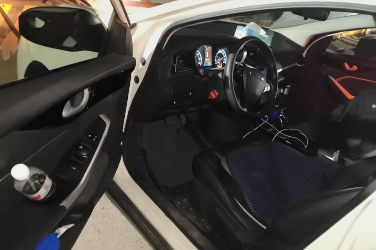 Used Venucia D60EV 2020 Standard Range T3 Driver Seat