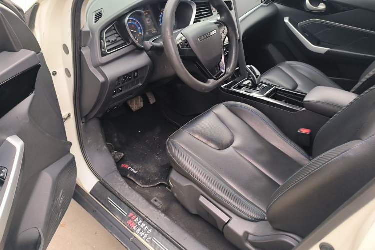 Used Venucia D60EV 2020 Standard Range T3 Driver Seat