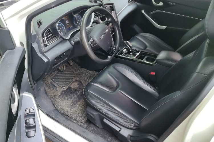 Used Venucia D60EV 2020 Standard Range Smart Drive Edition Driver Seat