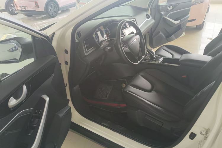 Used Venucia D60EV 2020 Standard Range Smart Drive Edition Driver Seat