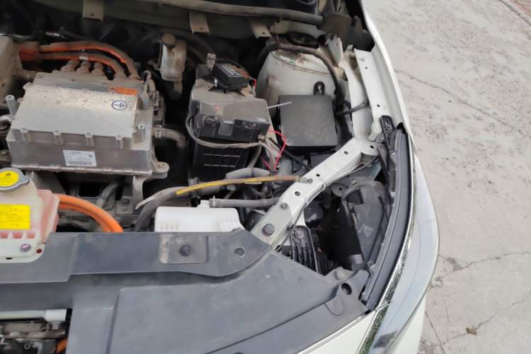 Used Venucia D60EV 2020 Standard Range Smart Drive Edition Engine Bay Left