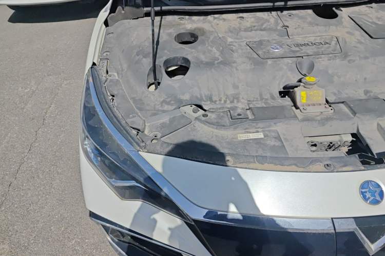 Used Venucia D60EV 2020 Standard Range T3 Engine Bay Right