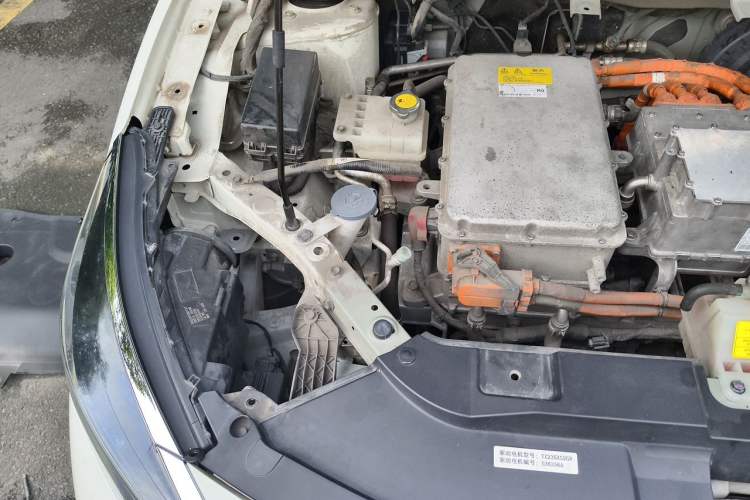 Used Venucia D60EV 2020 Standard Range Smart Drive Edition Engine Bay Right
