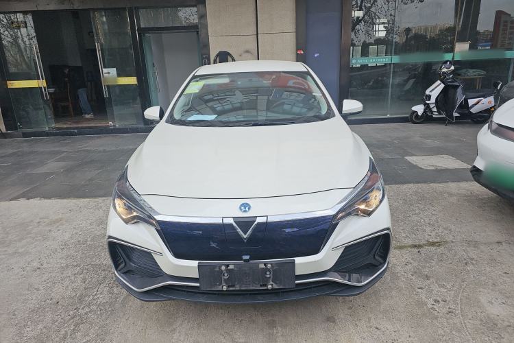 Used Venucia D60EV 2020 Standard Range Smart Drive Edition Front