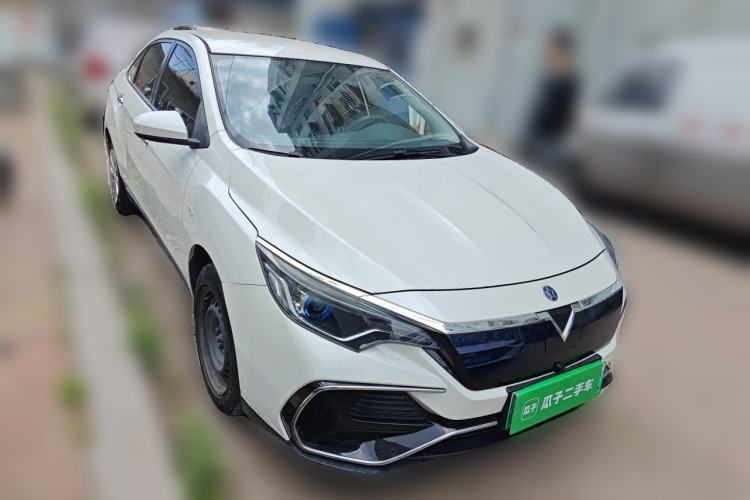 Used Venucia D60EV 2020 Standard Range Smart Drive Edition Front Right 45 Deg