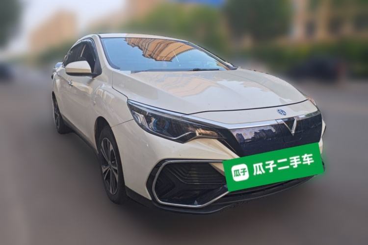 Used Venucia D60EV 2020 Standard Range Smart Drive Edition Front Right 45 Deg