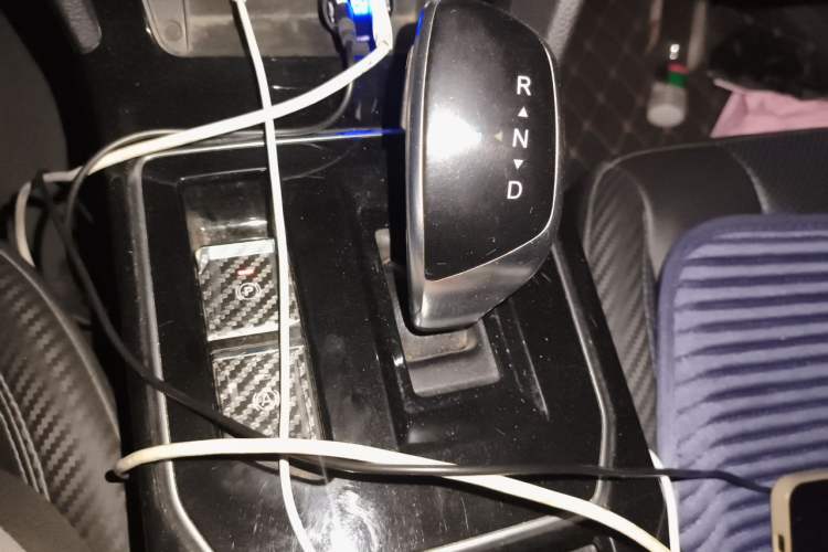 Used Venucia D60EV 2020 Standard Range T3 Gear Lever